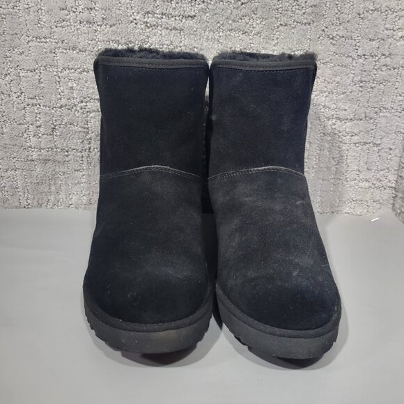 UGG Kristin Women's Size US 8.5 Black Suede Sheepskin Wedge Boots 1125910. - Picture 9 of 10